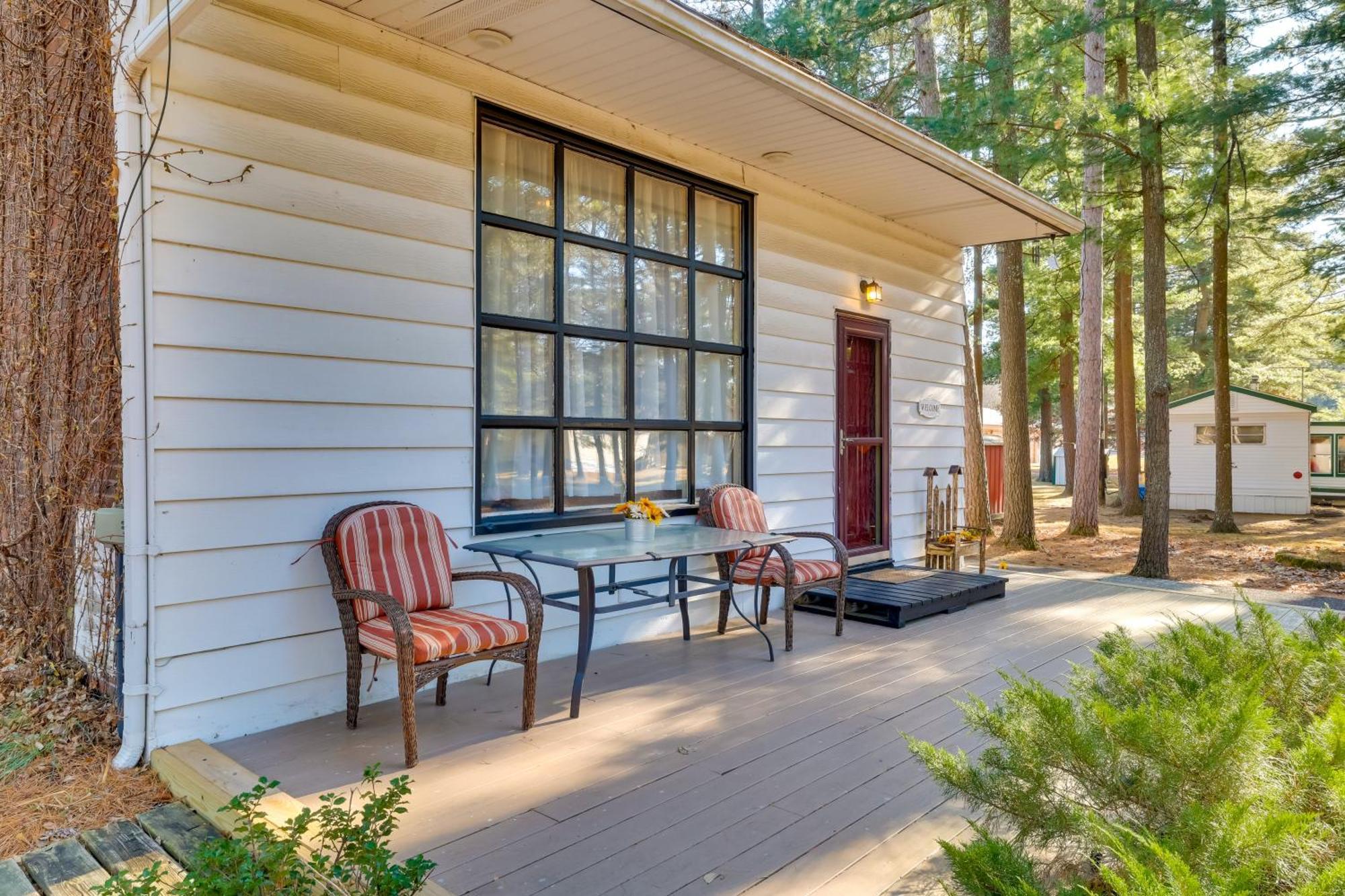 Wisconsin Cabin With Atv Trails, Near Lake Arbutus! Hatfield Bagian luar foto