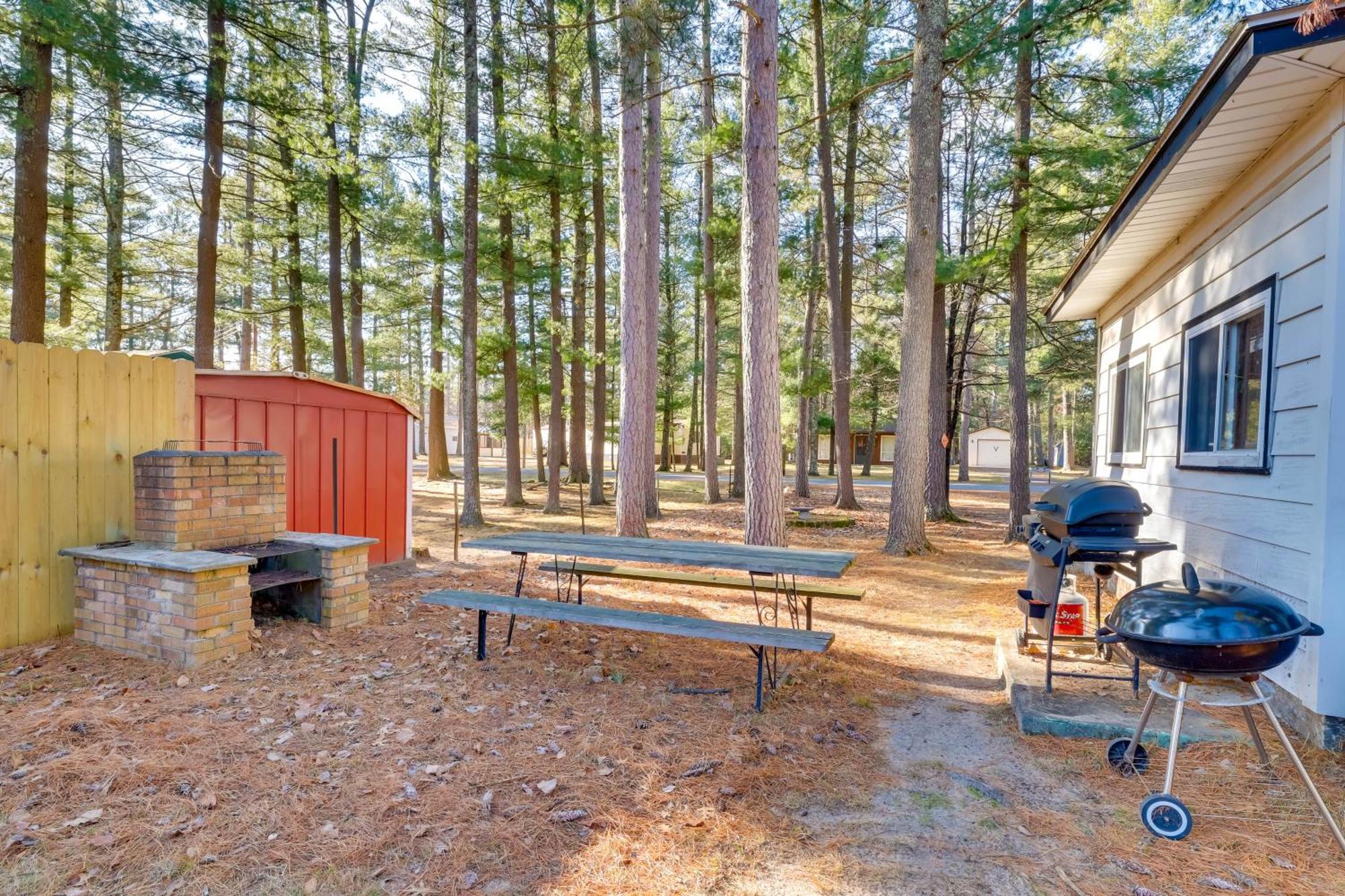 Wisconsin Cabin With Atv Trails, Near Lake Arbutus! Hatfield Bagian luar foto
